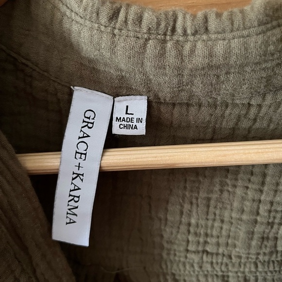 💰Grace + Karma Olive Green Top | Cabincore - Picture 2 of 4